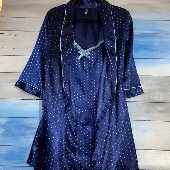 Izod Intimates & Sleepwear Izod Satin Nightgown Robe Set In Navy Size Small Poshmark